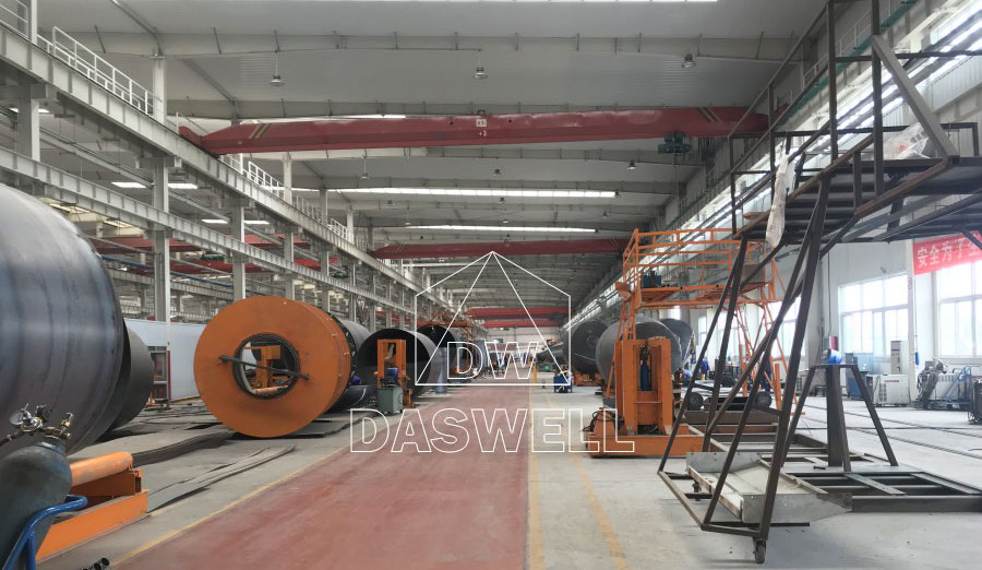 production factory of mobile mixer truck