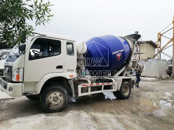 wide use of mobile mixer truck
