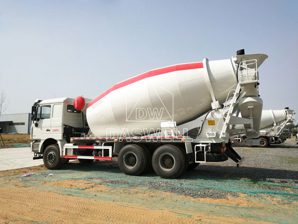 DW-12 cement mixing truck machine